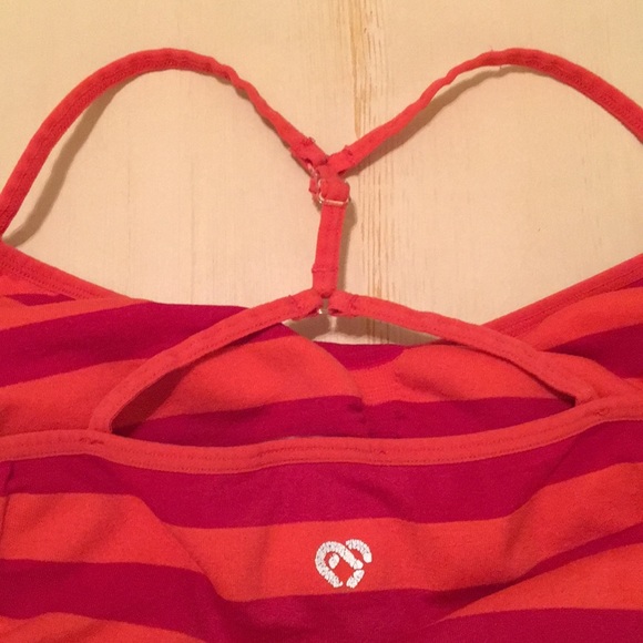 Bright orange/ fuchsia striped workout tank Size M - Picture 3 of 4